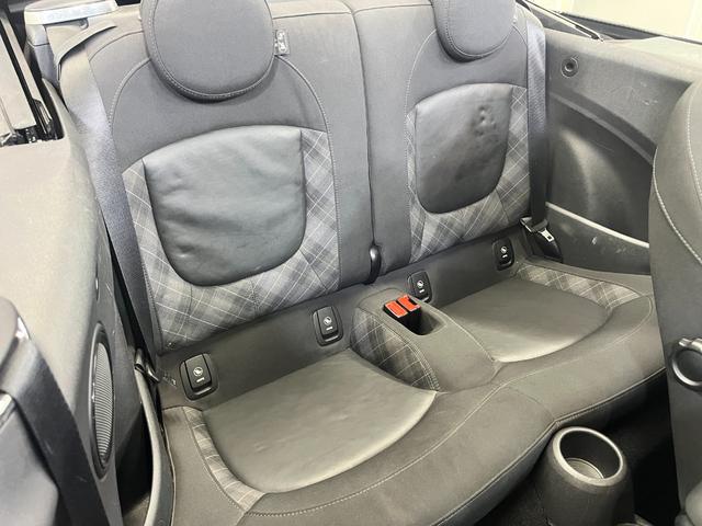 ＭＩＮＩ クーパーＳ　コンバーチブル　／電動オープン／純正ナビ／ハーフレザー／ユニオンジャック柄ソフトトップ／ビルシュタイン車高調／アドバンスドセーフティＰＫＧ／ヘッドアップディスプレイ／ミラー型ＥＴＣ／純正１７インチアルミ／自社買取車（43枚目）