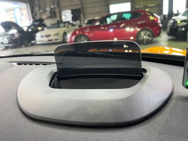 ＭＩＮＩ クーパーＳ　コンバーチブル　／電動オープン／純正ナビ／ハーフレザー／ユニオンジャック柄ソフトトップ／ビルシュタイン車高調／アドバンスドセーフティＰＫＧ／ヘッドアップディスプレイ／ミラー型ＥＴＣ／純正１７インチアルミ／自社買取車（49枚目）