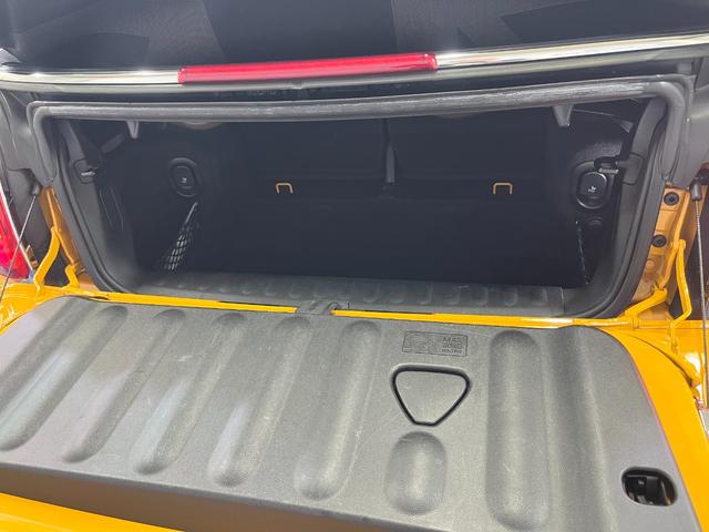 ＭＩＮＩ クーパーＳ　コンバーチブル　／電動オープン／純正ナビ／ハーフレザー／ユニオンジャック柄ソフトトップ／ビルシュタイン車高調／アドバンスドセーフティＰＫＧ／ヘッドアップディスプレイ／ミラー型ＥＴＣ／純正１７インチアルミ／自社買取車（50枚目）