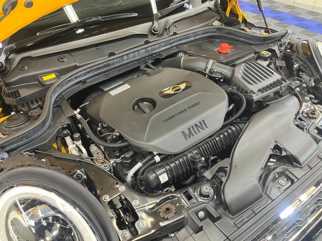 ＭＩＮＩ クーパーＳ　コンバーチブル　／電動オープン／純正ナビ／ハーフレザー／ユニオンジャック柄ソフトトップ／ビルシュタイン車高調／アドバンスドセーフティＰＫＧ／ヘッドアップディスプレイ／ミラー型ＥＴＣ／純正１７インチアルミ／自社買取車（51枚目）