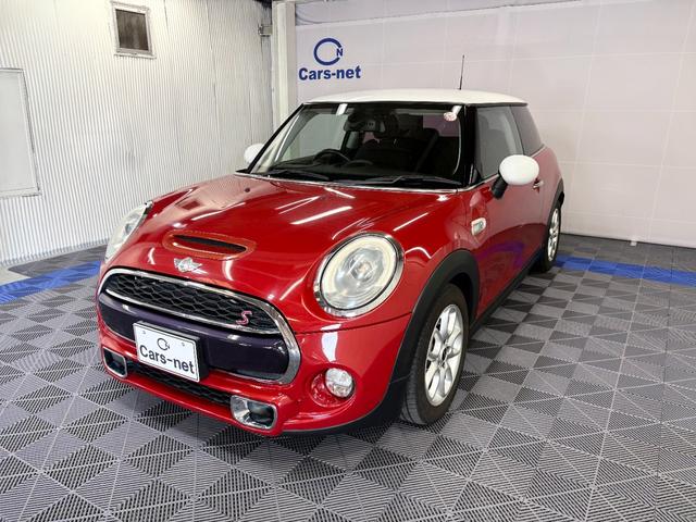 MINI クーパーS /ワンオーナー/ヘッドアップディスプレイ/純正ナビ/ミラー内蔵型ETC/バックカメラ/クリアランスソナー/ブルートゥース接続/USB端子/純正16インチアルミホイール(18枚目)