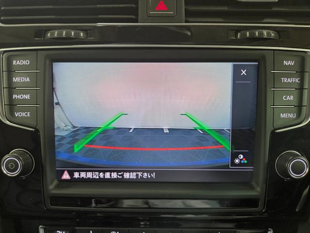 ゴルフ TSIハイラインブルーモーションテクノロジー レザーシートPKG/Discover Pro8インチナビ/自社買取車/ETC/純正17インチアルミ/シートヒーター/パワーシート/パドルシフト/キーレスエントリー/自社買取車(13枚目)