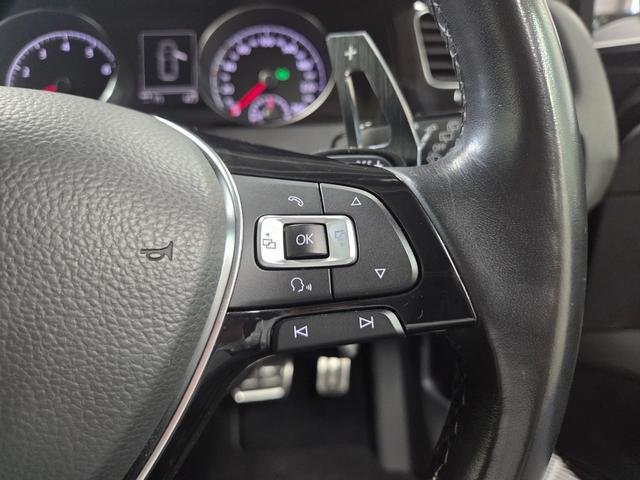ゴルフ TSIハイラインブルーモーションテクノロジー レザーシートPKG/Discover Pro8インチナビ/自社買取車/ETC/純正17インチアルミ/シートヒーター/パワーシート/パドルシフト/キーレスエントリー/自社買取車(19枚目)