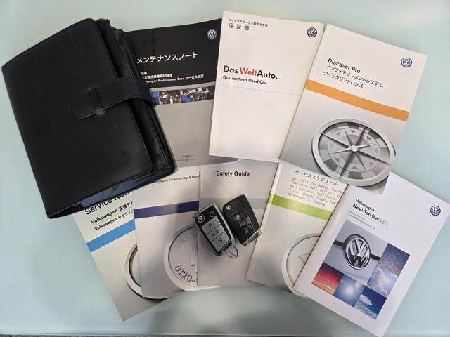 ゴルフ TSIハイラインブルーモーションテクノロジー レザーシートPKG/Discover Pro8インチナビ/自社買取車/ETC/純正17インチアルミ/シートヒーター/パワーシート/パドルシフト/キーレスエントリー/自社買取車(59枚目)