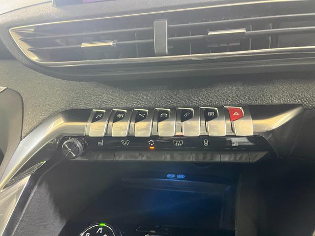 3008 クロスシティ ブルーHDi /パノラミックサンルーフ/純正ナビ地デジ/バックカメラ/ハーフレザー/アクティブクルーズコントロール/パワーバックドア/アドバンスグリップコントロール/純正18インチアルミ/ETC/自社買取車(30枚目)