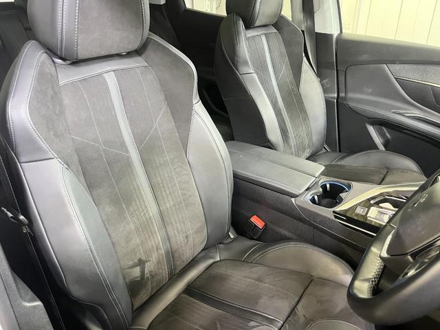 3008 クロスシティ ブルーHDi /パノラミックサンルーフ/純正ナビ地デジ/バックカメラ/ハーフレザー/アクティブクルーズコントロール/パワーバックドア/アドバンスグリップコントロール/純正18インチアルミ/ETC/自社買取車(32枚目)