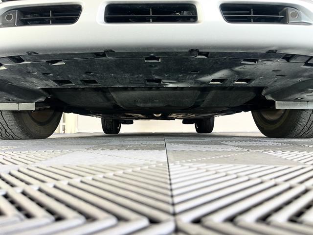 3008 クロスシティ ブルーHDi /パノラミックサンルーフ/純正ナビ地デジ/バックカメラ/ハーフレザー/アクティブクルーズコントロール/パワーバックドア/アドバンスグリップコントロール/純正18インチアルミ/ETC/自社買取車(48枚目)