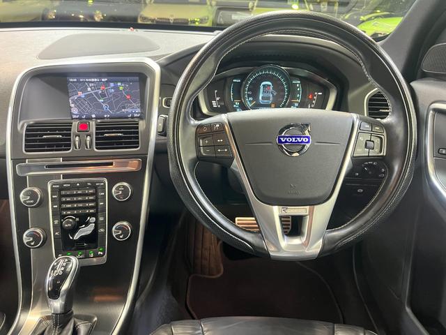 XC60 T5 Rデザイン /セーフティPKG/純正ナビ地デジ/バックカメラ/黒革シート/アダクティブクルーズコントロール/プッシュスタート/ETC/純正20インチアルミ/自社買取車(8枚目)