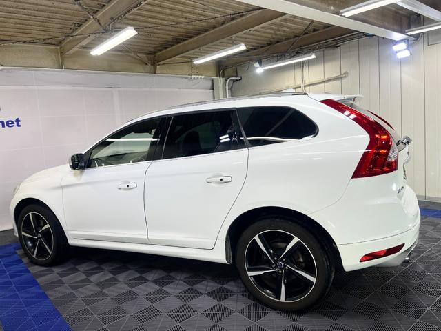 XC60 T5 Rデザイン /セーフティPKG/純正ナビ地デジ/バックカメラ/黒革シート/アダクティブクルーズコントロール/プッシュスタート/ETC/純正20インチアルミ/自社買取車(12枚目)