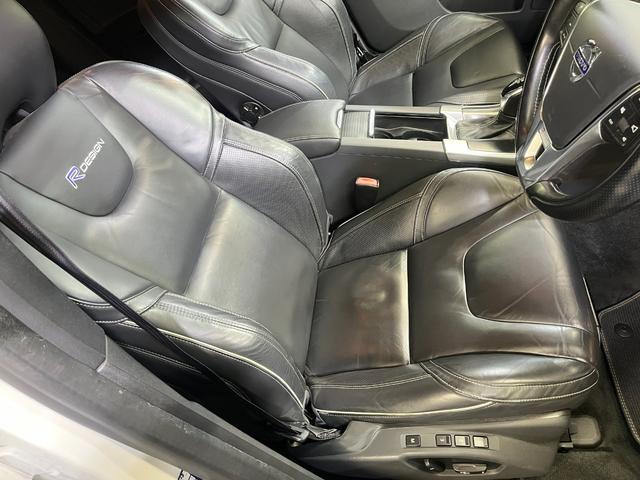 XC60 T5 Rデザイン /セーフティPKG/純正ナビ地デジ/バックカメラ/黒革シート/アダクティブクルーズコントロール/プッシュスタート/ETC/純正20インチアルミ/自社買取車(32枚目)