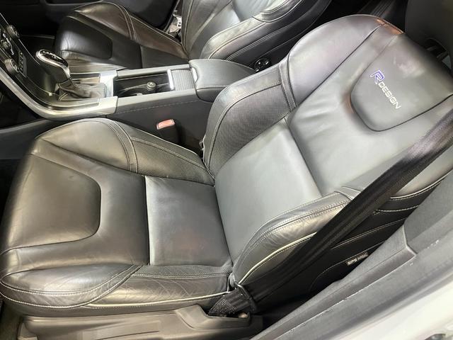 XC60 T5 Rデザイン /セーフティPKG/純正ナビ地デジ/バックカメラ/黒革シート/アダクティブクルーズコントロール/プッシュスタート/ETC/純正20インチアルミ/自社買取車(35枚目)