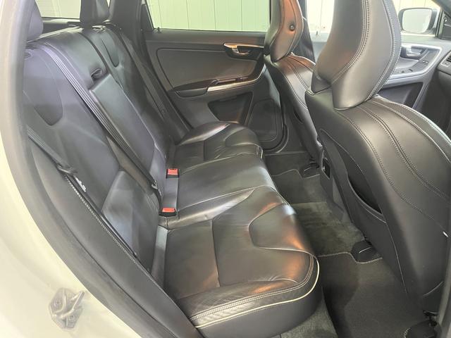 XC60 T5 Rデザイン /セーフティPKG/純正ナビ地デジ/バックカメラ/黒革シート/アダクティブクルーズコントロール/プッシュスタート/ETC/純正20インチアルミ/自社買取車(36枚目)