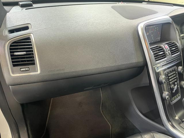 XC60 T5 Rデザイン /セーフティPKG/純正ナビ地デジ/バックカメラ/黒革シート/アダクティブクルーズコントロール/プッシュスタート/ETC/純正20インチアルミ/自社買取車(38枚目)