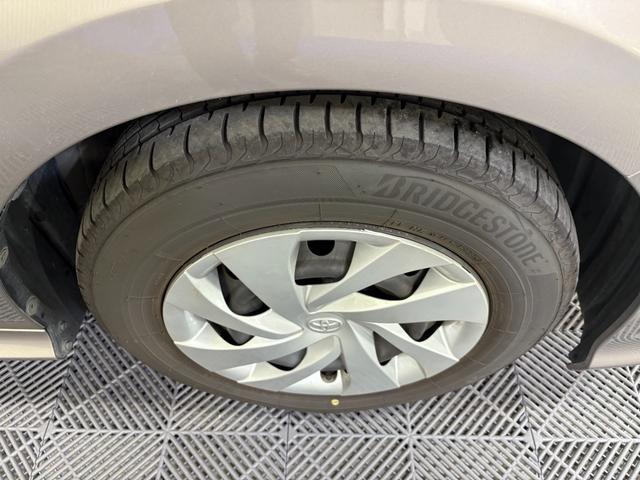 ヤリス X スマートエントリー/スマートシステム/純正8インチディスプレイオーディオ/自社買取車/セーフティセンス/バックカメラ/ETC/ドラレコ/ブルートゥース接続/USB端子(24枚目)