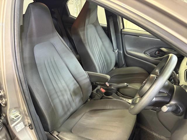 ヤリス X スマートエントリー/スマートシステム/純正8インチディスプレイオーディオ/自社買取車/セーフティセンス/バックカメラ/ETC/ドラレコ/ブルートゥース接続/USB端子(34枚目)