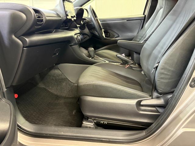 ヤリス X スマートエントリー/スマートシステム/純正8インチディスプレイオーディオ/自社買取車/セーフティセンス/バックカメラ/ETC/ドラレコ/ブルートゥース接続/USB端子(37枚目)
