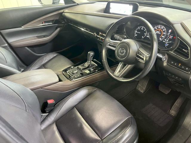 ＣＸ－３０ ＸＤ　Ｌパッケージ　／ワンオーナー／純正ナビ地デジ／３６０度セーフティＰＫＧ／レザーシート／ＢＯＳＥサウンドシステム／スマートブレーキサポート／レーダークルーズ／パワーバックドア／アダクティブＬＥＤヘッド／自社買取車（16枚目）