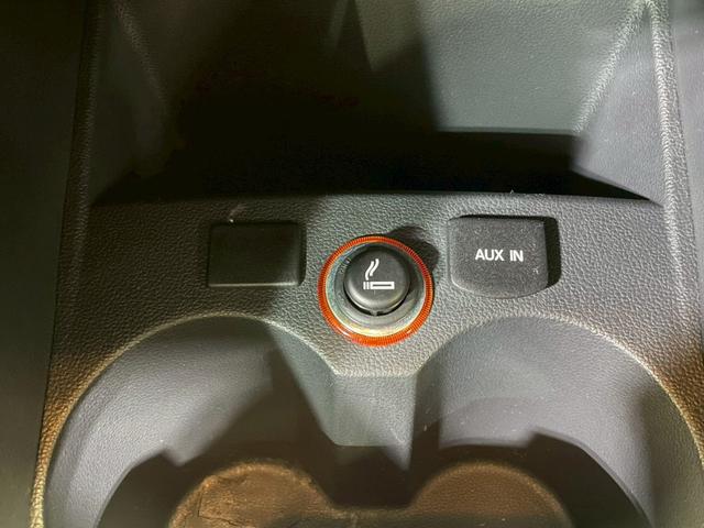 ポロ TSIコンフォートラインブルーモーションテクノロジー TSIコンフォートブルーモーション ワンオーナー車 ユーザー買取り車 ドライブレコーダー シガーソケット 純正オーディオ AUX アイドリングストップ キーレスエントリー(28枚目)