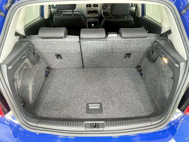 ポロ TSIコンフォートラインブルーモーションテクノロジー TSIコンフォートブルーモーション ワンオーナー車 ユーザー買取り車 ドライブレコーダー シガーソケット 純正オーディオ AUX アイドリングストップ キーレスエントリー(41枚目)