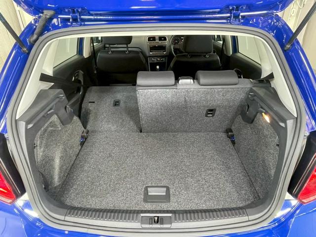 ポロ TSIコンフォートラインブルーモーションテクノロジー TSIコンフォートブルーモーション ワンオーナー車 ユーザー買取り車 ドライブレコーダー シガーソケット 純正オーディオ AUX アイドリングストップ キーレスエントリー(42枚目)