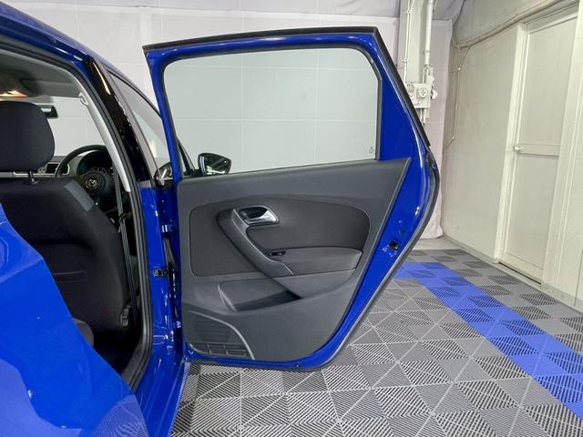 ポロ TSIコンフォートラインブルーモーションテクノロジー TSIコンフォートブルーモーション ワンオーナー車 ユーザー買取り車 ドライブレコーダー シガーソケット 純正オーディオ AUX アイドリングストップ キーレスエントリー(46枚目)