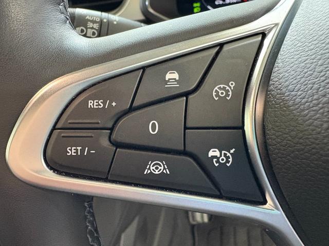 キャプチャー Ｅ－テックハイブリッド　レザーパック　／ワンオーナー／黒革シート／運転席パワーシート／アダプティブクルーズ／３６０度カメラ／自社買取車／ディスプレイオーディオ／アップルカープレイ／ブラインドスポットモニター／ＵＳＢ端子／シートヒーター（29枚目）