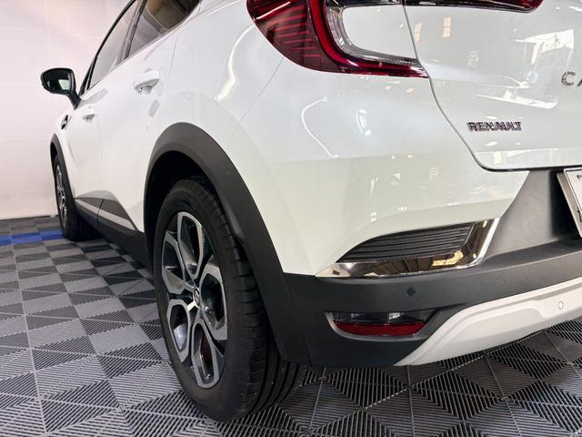 キャプチャー Ｅ－テックハイブリッド　レザーパック　／ワンオーナー／黒革シート／運転席パワーシート／アダプティブクルーズ／３６０度カメラ／自社買取車／ディスプレイオーディオ／アップルカープレイ／ブラインドスポットモニター／ＵＳＢ端子／シートヒーター（52枚目）