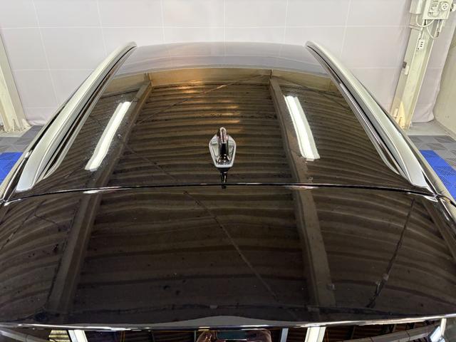 キャプチャー Ｅ－テックハイブリッド　レザーパック　／ワンオーナー／黒革シート／運転席パワーシート／アダプティブクルーズ／３６０度カメラ／自社買取車／ディスプレイオーディオ／アップルカープレイ／ブラインドスポットモニター／ＵＳＢ端子／シートヒーター（61枚目）