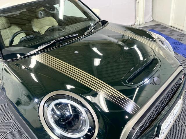 ＭＩＮＩ クーパーＳ　レゾリュート・エディション　／ワンオーナー／ディスプレイオーディオ／アップルカープレイ／ハーフレザー／フロントシートヒーター／ヘッドアップディスプレイ／ミラー型ＥＴＣ／純正１８インチアルミ／専用ボディ色レベルグリーン／自社買取車（13枚目）
