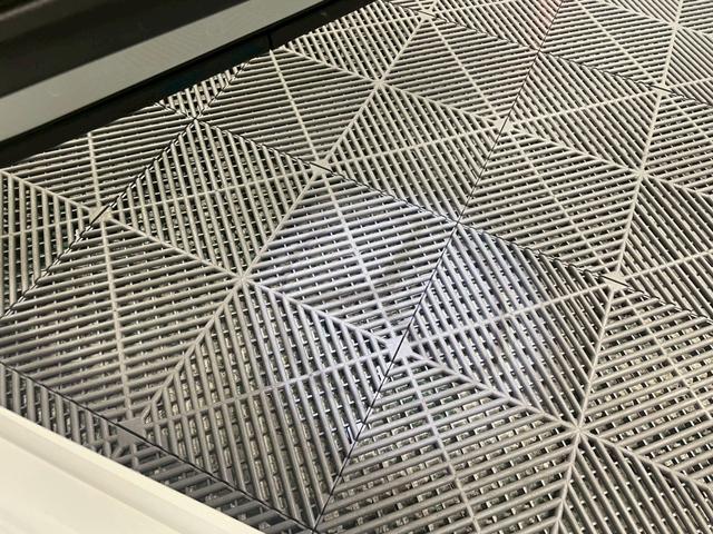 ＣＬＡクラス ＣＬＡ２００ｄ　ＡＭＧラインパッケージ　パノラマルーフ　ヘッドアップディスプレイ　アダプティブクルーズコントロール　レーンキープ　合皮レザーシート　純正ナビ地デジ　シートヒーター　ＥＴＣ　ブラインドスポットモニター　ドラレコ　自社買取車（69枚目）