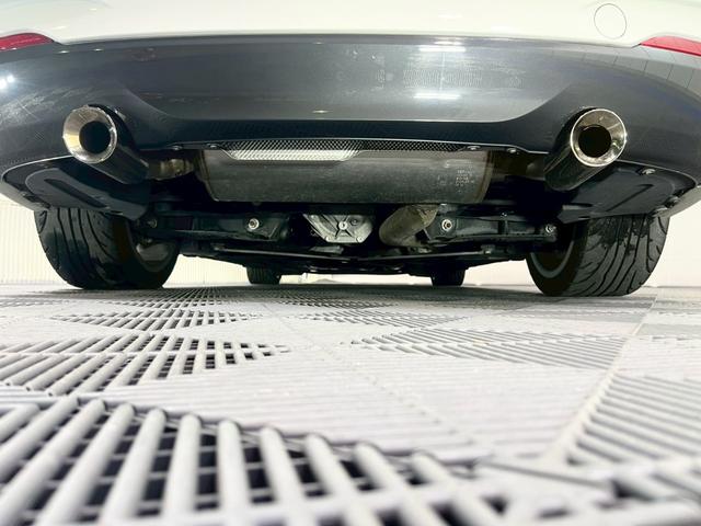 2シリーズ M235iクーペ /純正ナビ地デジ/バックカメラ/パドルシフト/カーボン調フロントアンダースポイラー/カーボン調リヤトランクスポイラー/ハーマンカードンサウンド/ルームミラー内蔵ETC/純正18インチアルミ/自社買取車(59枚目)