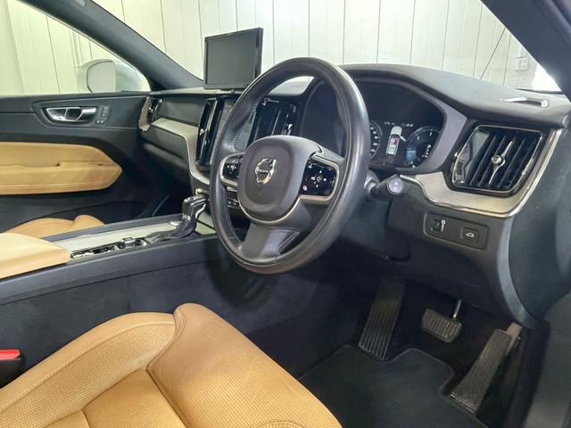 ＸＣ６０ Ｄ４　ＡＷＤ　インスクリプション　ワンオーナー車　ユーザー買取車４ＷＤディーゼルターボ　茶革シート　３６０度バックカメラ　ヘッドアップディスプレイ　クルーズコントロール　純正１９インチアルミホイール　スペアキー前後ドライブレコーダー（26枚目）