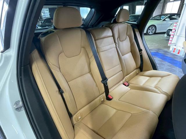 ＸＣ６０ Ｄ４　ＡＷＤ　インスクリプション　ワンオーナー車　ユーザー買取車４ＷＤディーゼルターボ　茶革シート　３６０度バックカメラ　ヘッドアップディスプレイ　クルーズコントロール　純正１９インチアルミホイール　スペアキー前後ドライブレコーダー（30枚目）