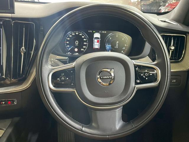 ＸＣ６０ Ｄ４　ＡＷＤ　インスクリプション　ワンオーナー車　ユーザー買取車４ＷＤディーゼルターボ　茶革シート　３６０度バックカメラ　ヘッドアップディスプレイ　クルーズコントロール　純正１９インチアルミホイール　スペアキー前後ドライブレコーダー（34枚目）