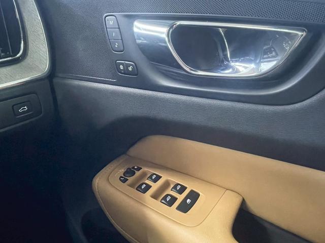 ＸＣ６０ Ｄ４　ＡＷＤ　インスクリプション　ワンオーナー車　ユーザー買取車４ＷＤディーゼルターボ　茶革シート　３６０度バックカメラ　ヘッドアップディスプレイ　クルーズコントロール　純正１９インチアルミホイール　スペアキー前後ドライブレコーダー（47枚目）