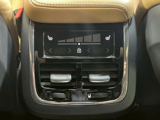 ＸＣ６０ Ｄ４　ＡＷＤ　インスクリプション　ワンオーナー車　ユーザー買取車４ＷＤディーゼルターボ　茶革シート　３６０度バックカメラ　ヘッドアップディスプレイ　クルーズコントロール　純正１９インチアルミホイール　スペアキー前後ドライブレコーダー（48枚目）