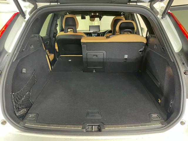 ＸＣ６０ Ｄ４　ＡＷＤ　インスクリプション　ワンオーナー車　ユーザー買取車４ＷＤディーゼルターボ　茶革シート　３６０度バックカメラ　ヘッドアップディスプレイ　クルーズコントロール　純正１９インチアルミホイール　スペアキー前後ドライブレコーダー（52枚目）