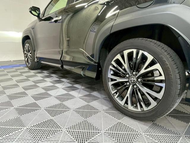 ヤリスクロス Ｚ　ワンオーナー車　モデリスタエアロ　パノラミックビューモニター　ディスプレイオーディオ　自社買取車　アダクティブクルーズコントロール　セーフティーセンス　シートヒーター　純正１８インチアルミホイール（52枚目）