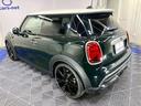 クーパーＳ　レゾリュート・エディション　／ワンオーナー／ディスプレイオーディオ／アップルカープレイ／ハーフレザー／フロントシートヒーター／ヘッドアップディスプレイ／ミラー型ＥＴＣ／純正１８インチアルミ／専用ボディ色レベルグリーン／自社買取車（41枚目）
