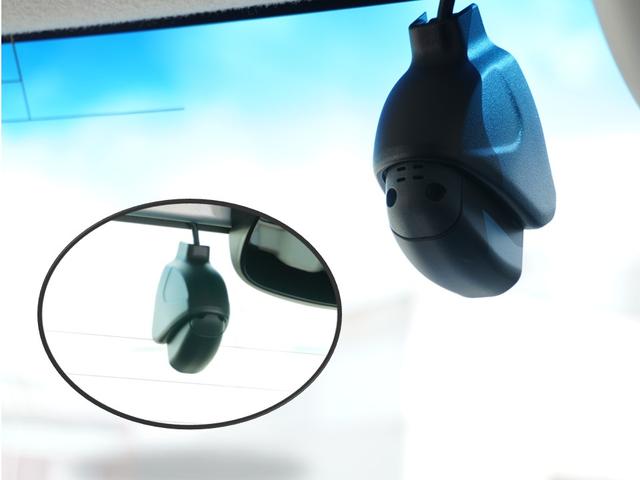 Ｎ－ＢＯＸ Ｇ・Ｌホンダセンシング　８インチプレミアムインターナビ／前後ドラレコ／ＥＴＣ／バックカメラ／両側電動スライドドア／シートヒーター／Ｂｌｕｅｔｏｏｔｈ／アダプティブクルーズコントロール／ロールサンシェード／ドアバイザー／ＴＶ（5枚目）