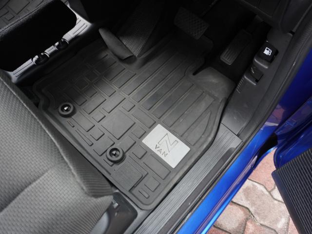 Ｎ－ＶＡＮ＋スタイル ファン・ホンダセンシング　エントリーナビ／前後ドラレコ／ＥＴＣ／バックカメラ／アダプティブクルーズコントロール／ピラーレス／オールシーズンマット／フルＬＥＤヘッドライト／マルチインフォメーションディスプレイ／オートエアコン（33枚目）
