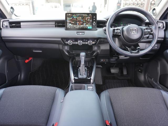 ヴェゼル e:HEVZ HondaCONNECTディスプレイ/前後ドラレコ/全周囲カメラ/ETC/アダプティブクルーズコントロール/Bluetooth/ステアリングヒーター/パドルシフト/本革巻きステアリング(2枚目)