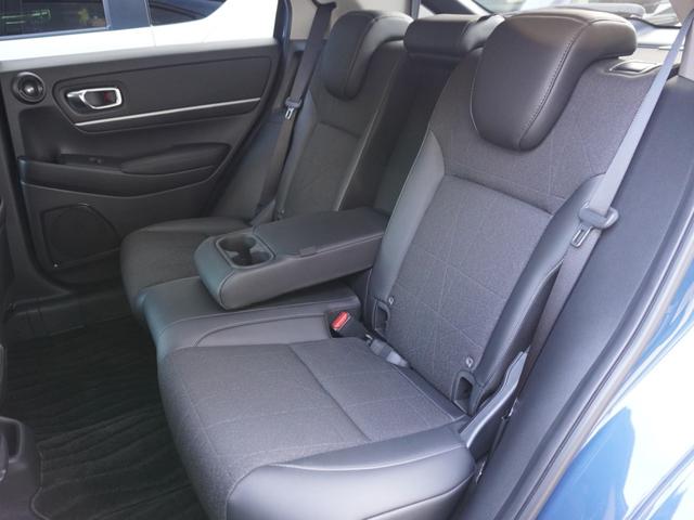 ヴェゼル e:HEVZ HondaCONNECTディスプレイ/前後ドラレコ/全周囲カメラ/ETC/アダプティブクルーズコントロール/Bluetooth/ステアリングヒーター/パドルシフト/本革巻きステアリング(25枚目)