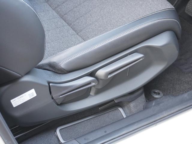 フィット e:HEVホーム 9インチプレミアムインターナビ/前後ドラレコ/ETC/バックカメラ/アダプティブクルーズコントロール/Bluetooth/KLEDヘッドライト/電子制御パーキングブレーキ/安全運転支援/TV/DVD(31枚目)