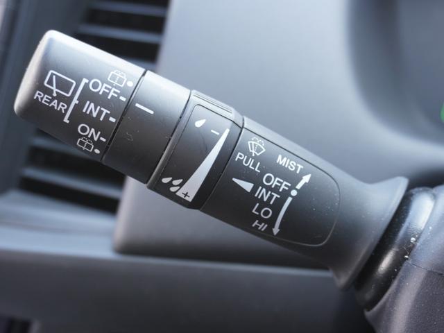 フィット e:HEVホーム 9インチプレミアムインターナビ/前後ドラレコ/ETC/バックカメラ/アダプティブクルーズコントロール/Bluetooth/KLEDヘッドライト/電子制御パーキングブレーキ/安全運転支援/TV/DVD(39枚目)