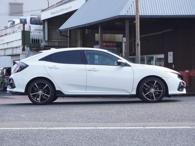 シビック ハッチバック スタンダードインターナビ/ドラレコ/ETC/バックカメラ/シートヒーター/パドルシフト/アダプティブクルーズコントロール/革コンビシート/パワーシート/Bluetooth/渋滞追従機能/TV(17枚目)