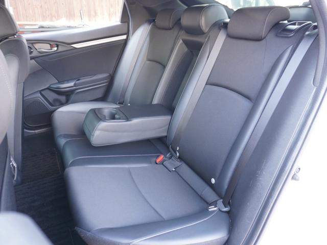 シビック ハッチバック スタンダードインターナビ/ドラレコ/ETC/バックカメラ/シートヒーター/パドルシフト/アダプティブクルーズコントロール/革コンビシート/パワーシート/Bluetooth/渋滞追従機能/TV(25枚目)