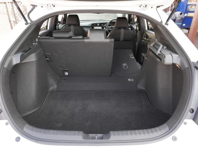 シビック ハッチバック スタンダードインターナビ/ドラレコ/ETC/バックカメラ/シートヒーター/パドルシフト/アダプティブクルーズコントロール/革コンビシート/パワーシート/Bluetooth/渋滞追従機能/TV(28枚目)