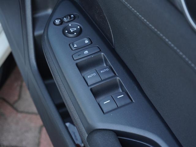 シビック ハッチバック スタンダードインターナビ/ドラレコ/ETC/バックカメラ/シートヒーター/パドルシフト/アダプティブクルーズコントロール/革コンビシート/パワーシート/Bluetooth/渋滞追従機能/TV(31枚目)