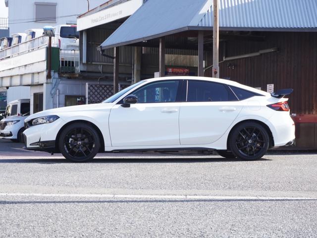 シビック RS Google搭載9インチHondaCONNECTディスプレー/6速MT/前後ドラレコ/ETC/バックカメラ/BOSEプレミアムサウンドシステム/レブマッチシステム/パワーシート/Bluetooth(18枚目)